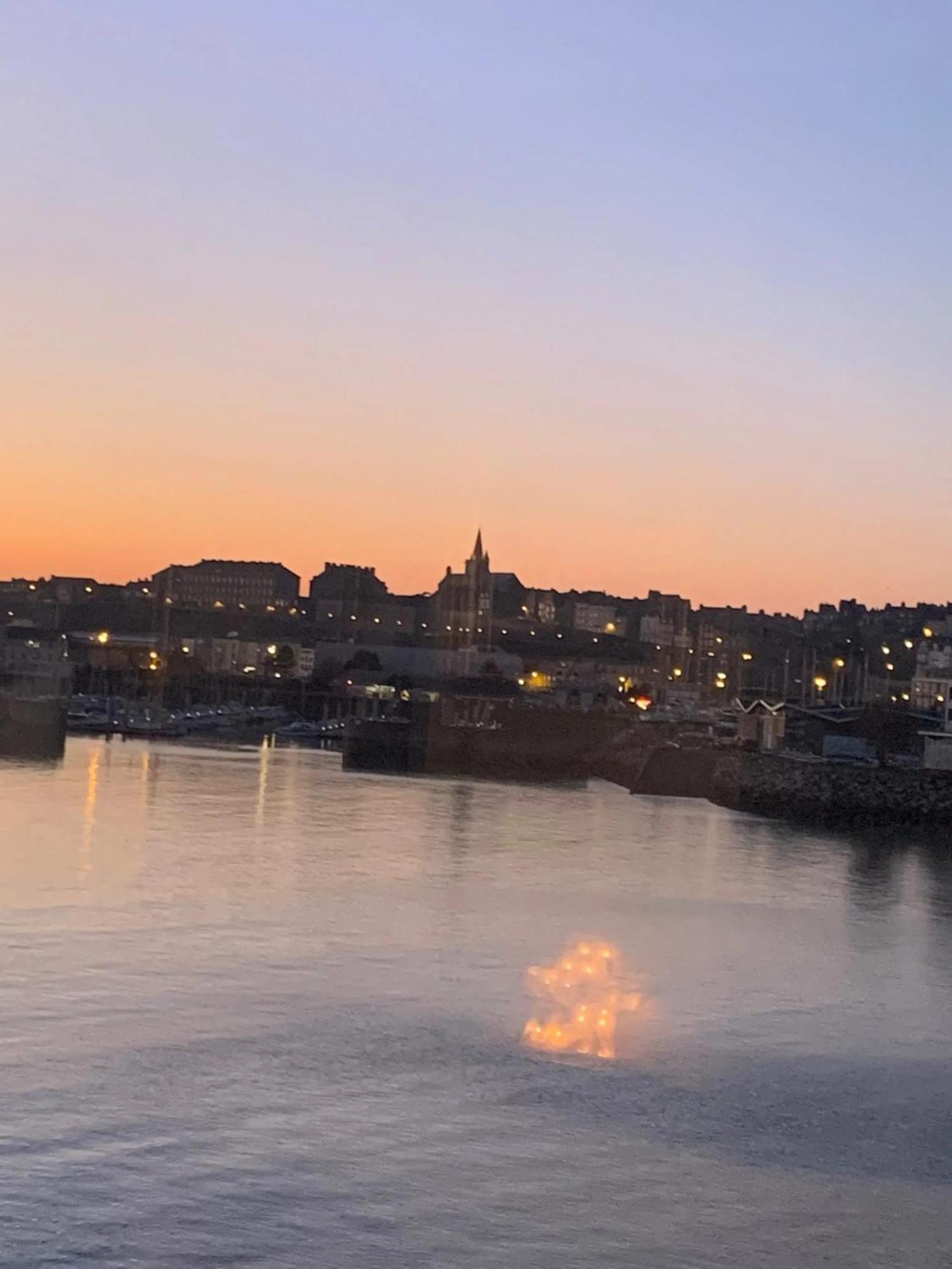 Appartement d'une chambre avec vue sur la mer et wifi a Granville a 1 km de la plage Extérieur photo