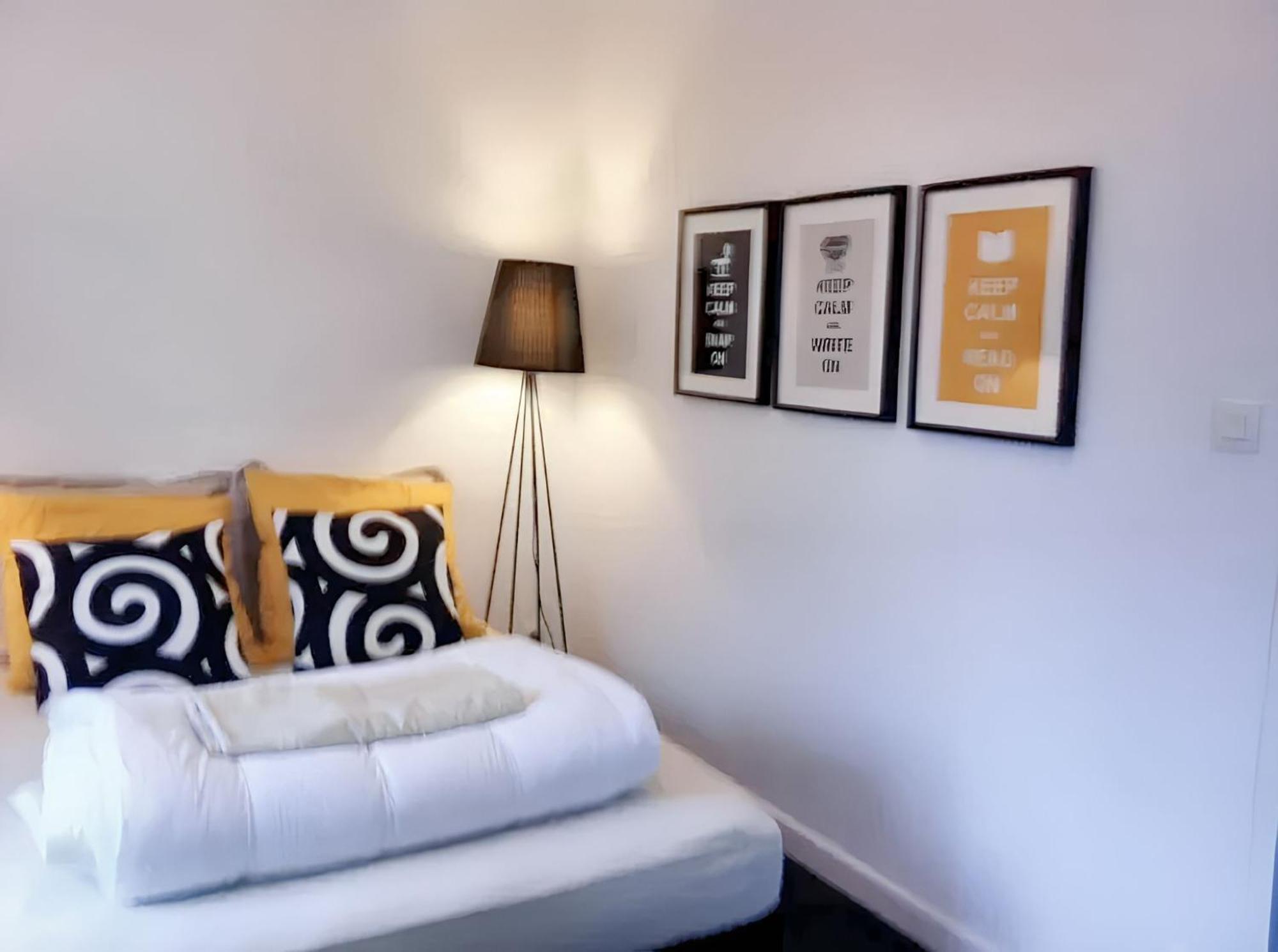 Appartement d'une chambre avec vue sur la mer et wifi a Granville a 1 km de la plage Extérieur photo